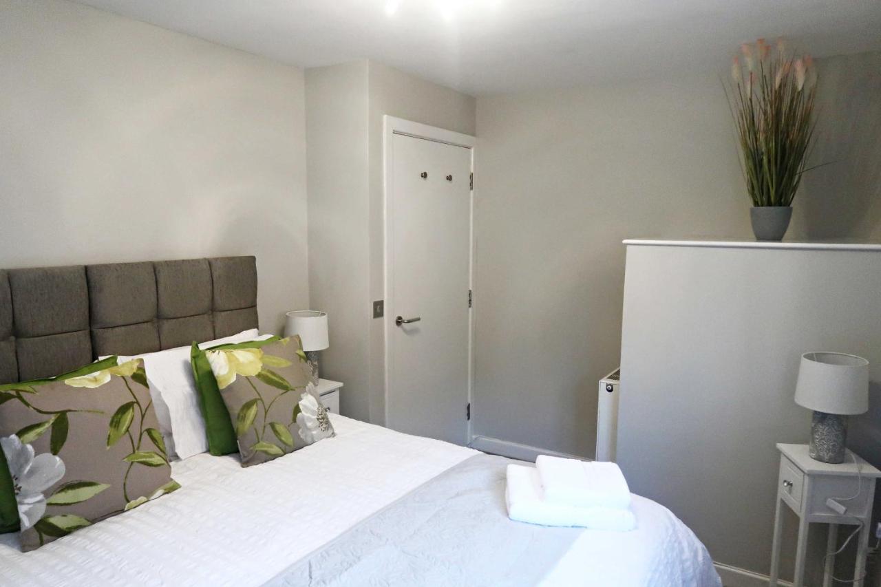 3 The Mews Montpellier Villa Cheltenham Kültér fotó